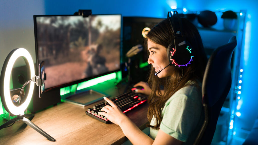 15 Problems Every Gamer Faces